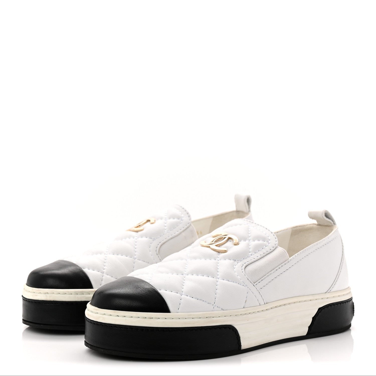 Lambskin Quilted Womens CC Stroll Sneakers 36 White