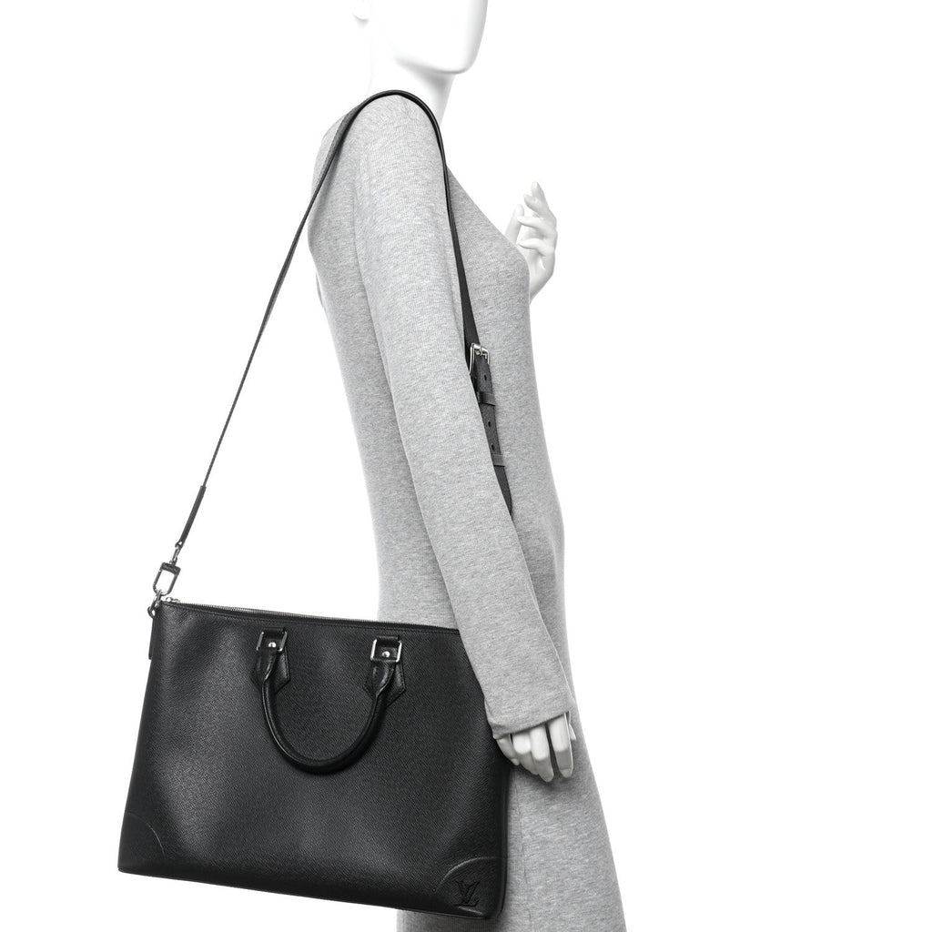 Louis Vuitton Taiga Slim Briefcase Black