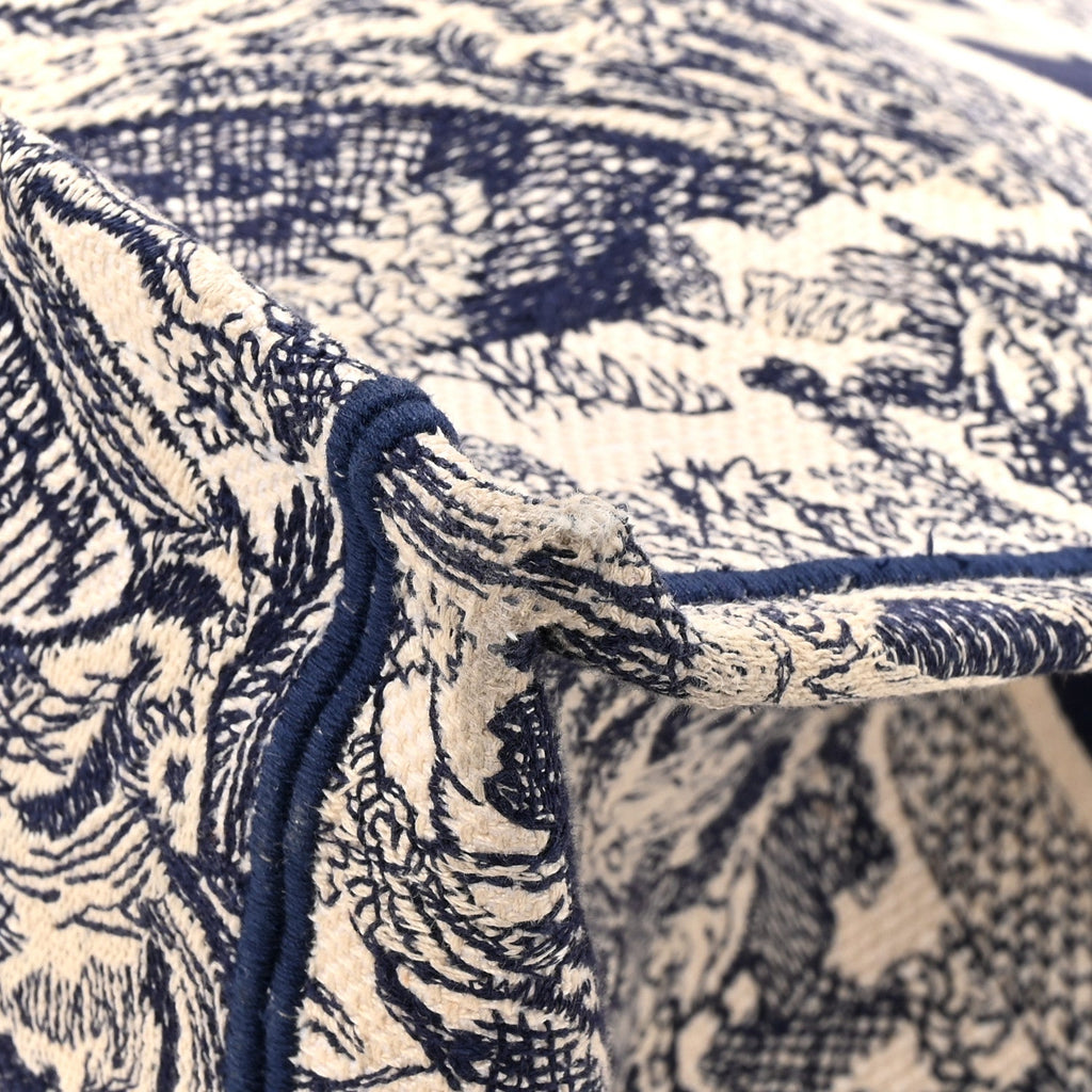 Christian Dior Canvas Embroidered Large Dioriviera Toile De Jouy Book Tote Blue