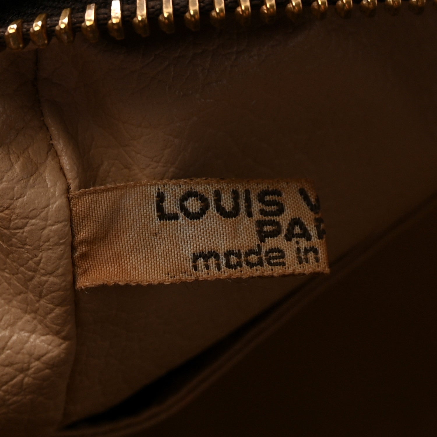 Louis Vuitton Monogram Trousse Toilette 28