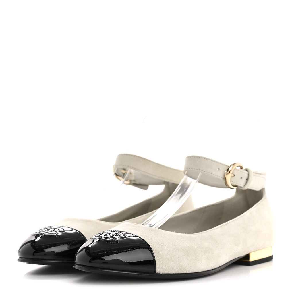 Chanel Suede Calfskin Patent Calfskin Cap Toe CC Mary Jane Flats 36.5 Light Gray Black