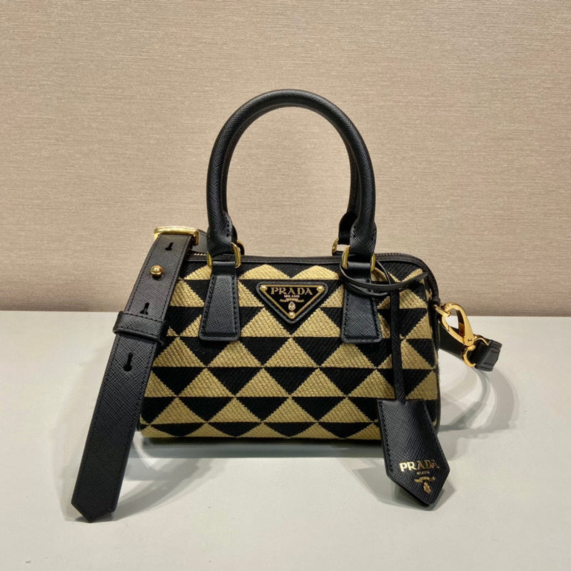 Prada Bags - 4800