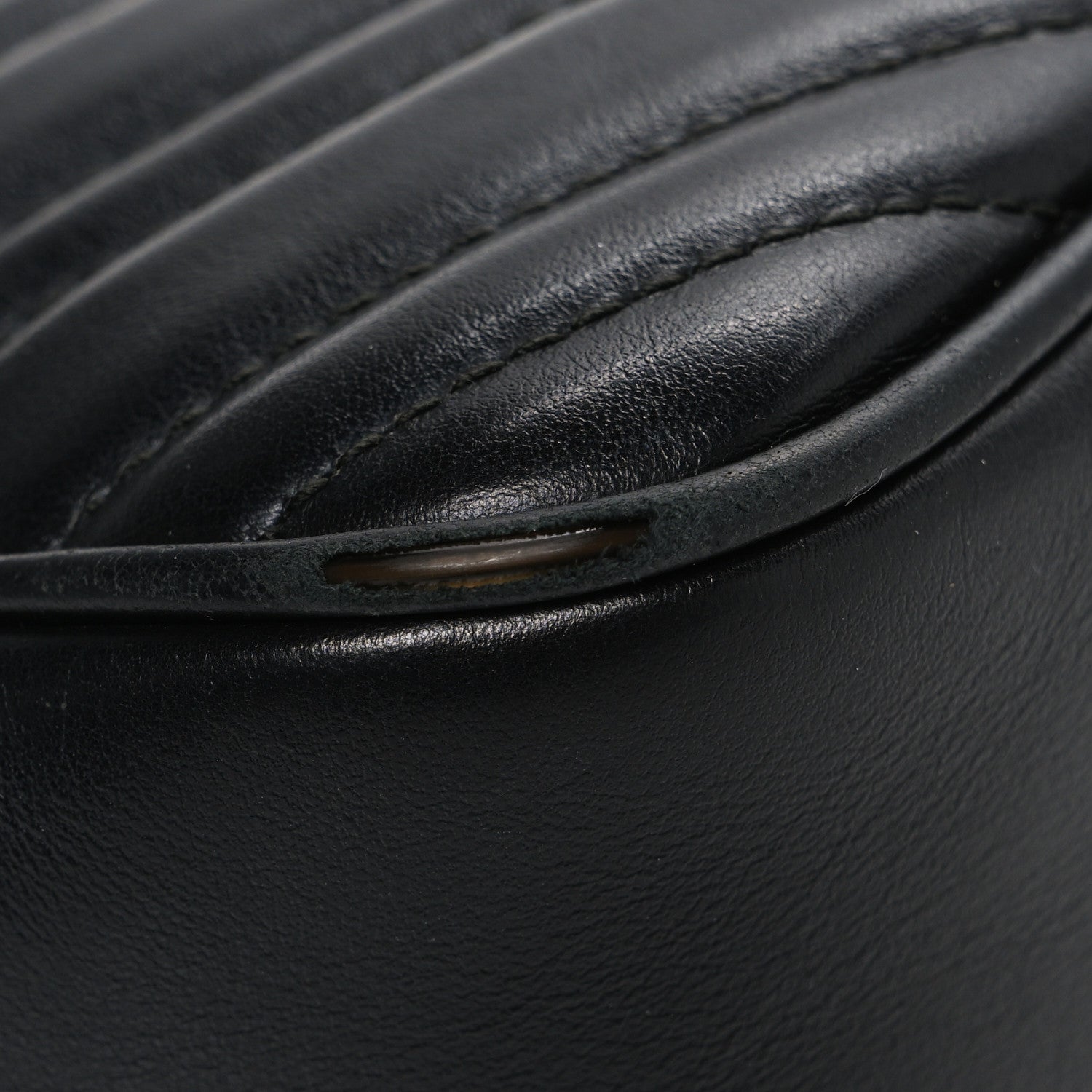 Gucci Calfskin Matelasse Small GG Marmont Chain Shoulder Bag Black