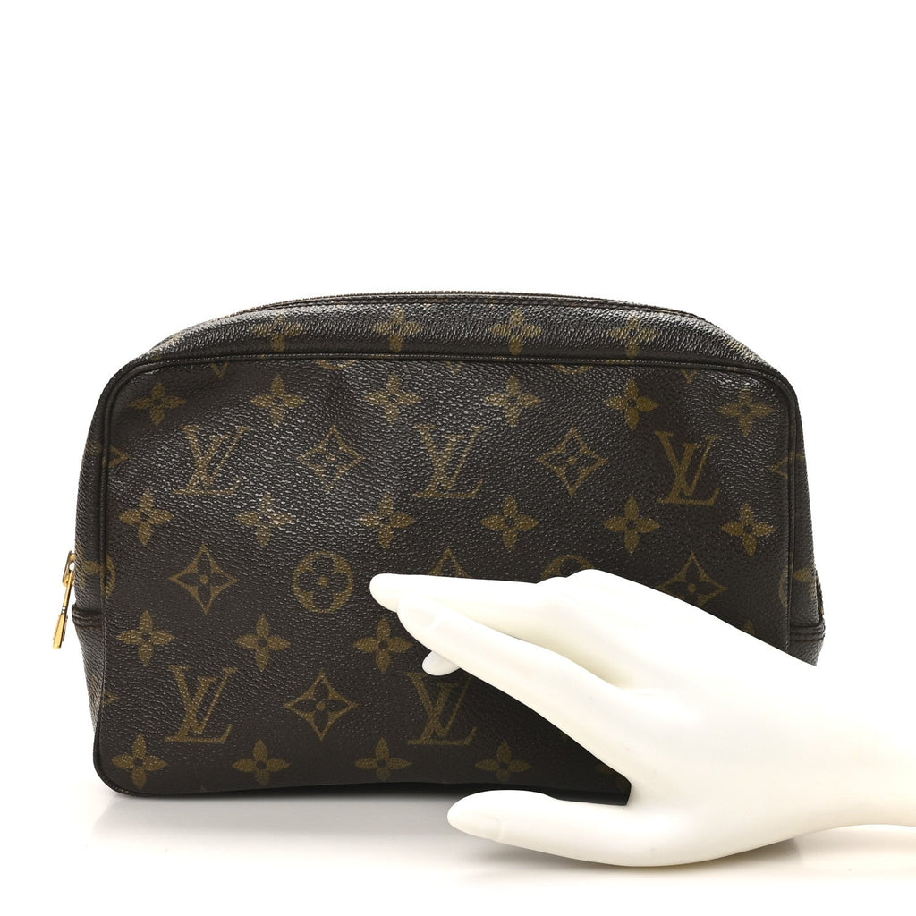 Louis Vuitton Monogram Trousse Toilette 23