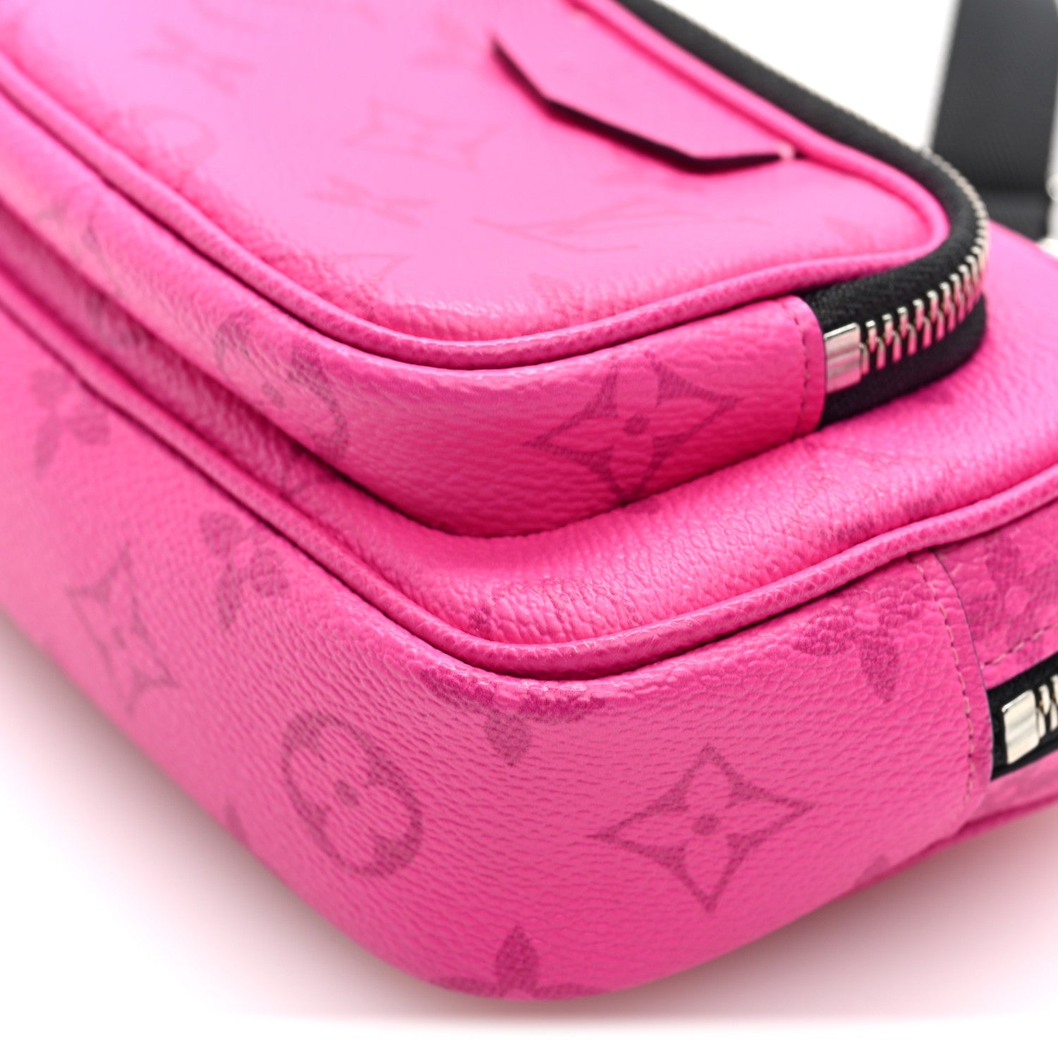 Louis Vuitton Taigarama Outdoor Pouch Fuchsia