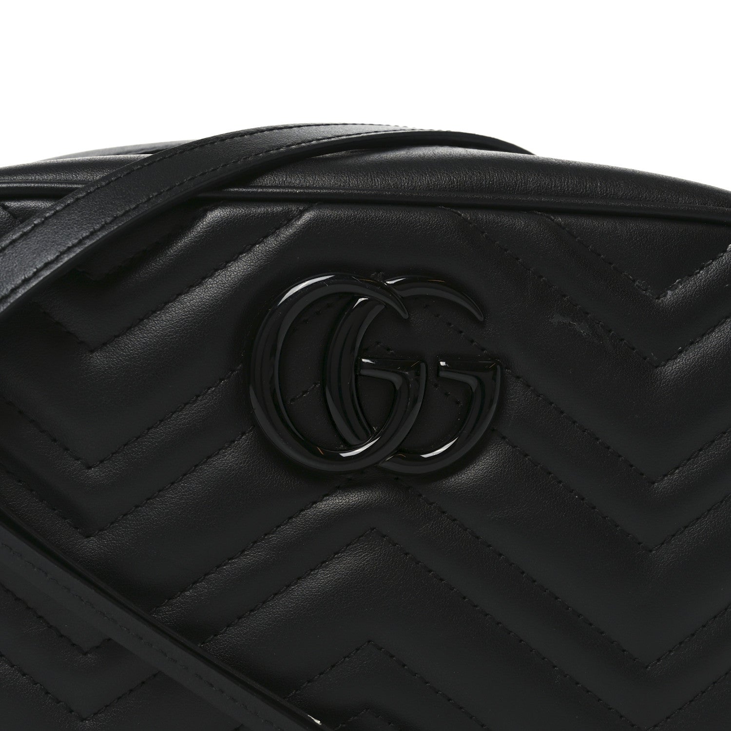 Gucci Calfskin Matelasse Monochrome Small GG Marmont Chain Shoulder Bag Black