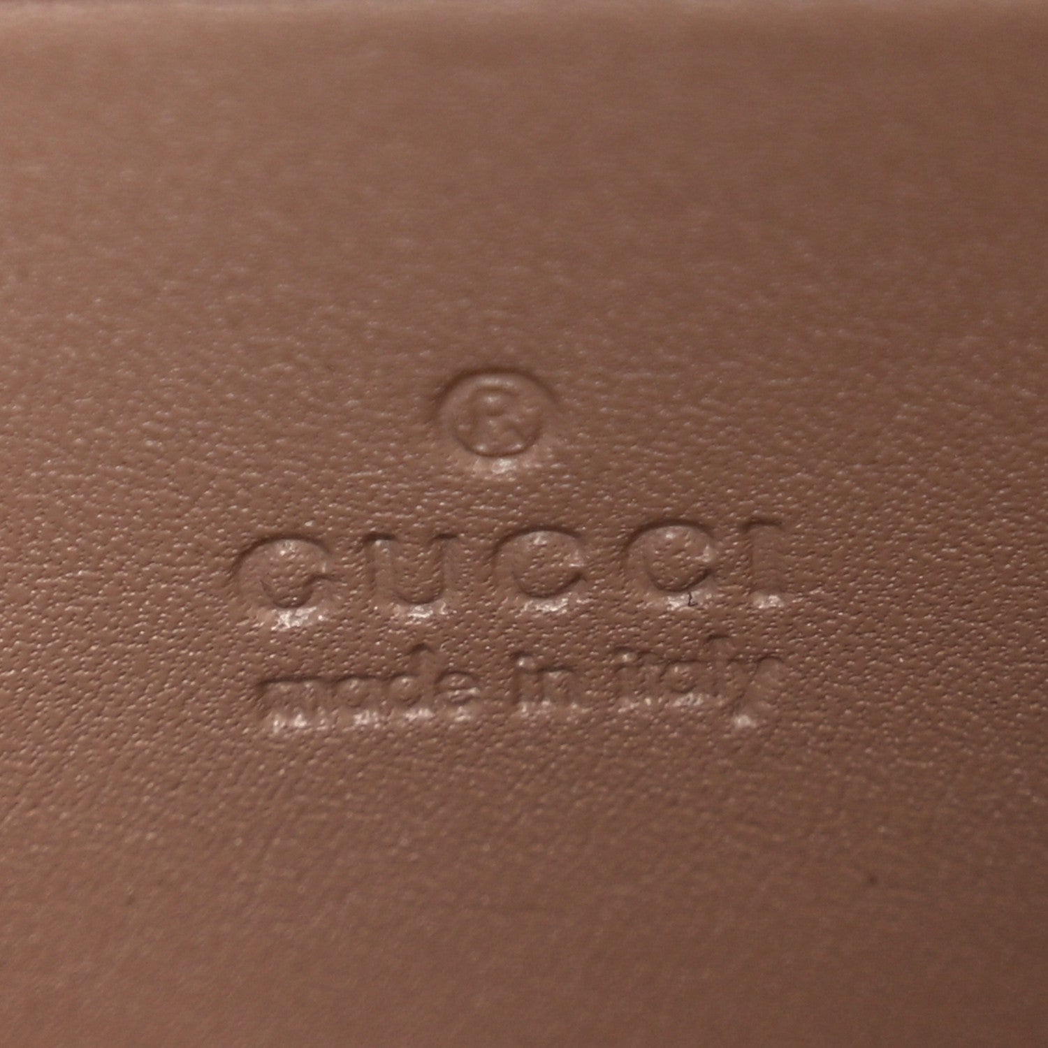 Gucci Calfskin Matelasse Mini Pearly GG Marmont Chain Wallet Porcelain Rose