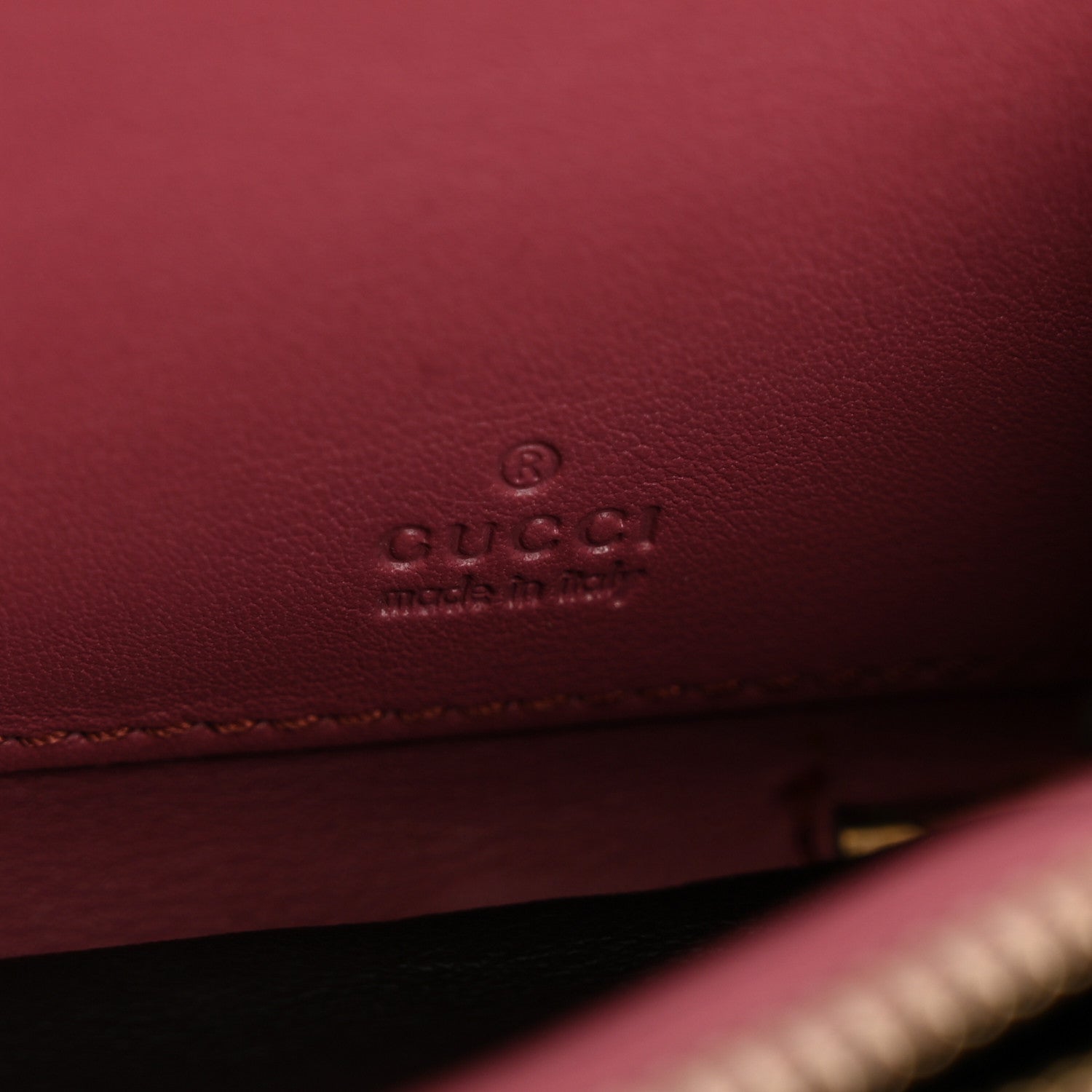 Gucci Microguccissima Sukey Zip Around Wallet Vintage Rose