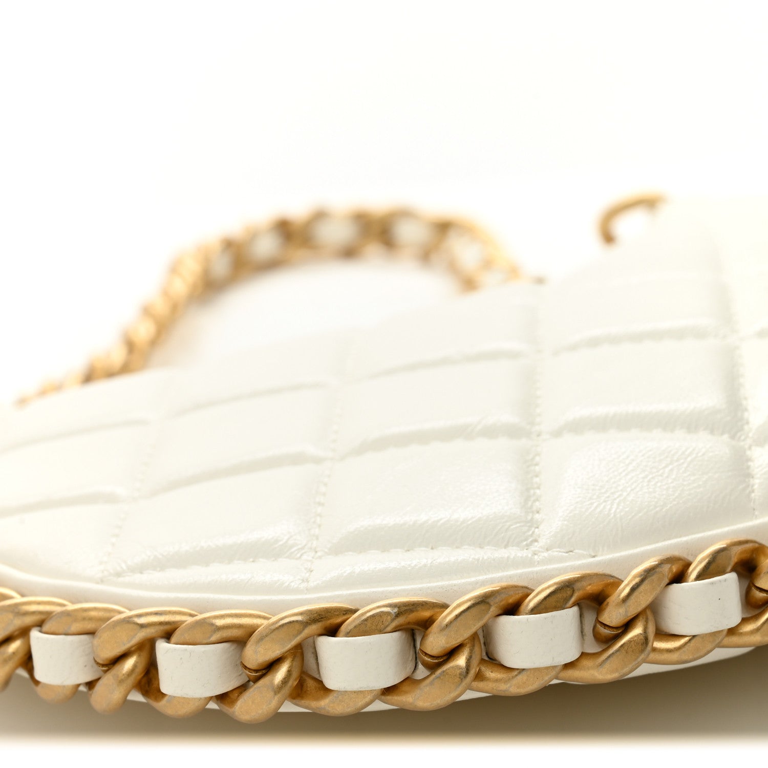 Chanel Shiny Crumpled Lambskin Quilted Trendy Chain Around Hobo White