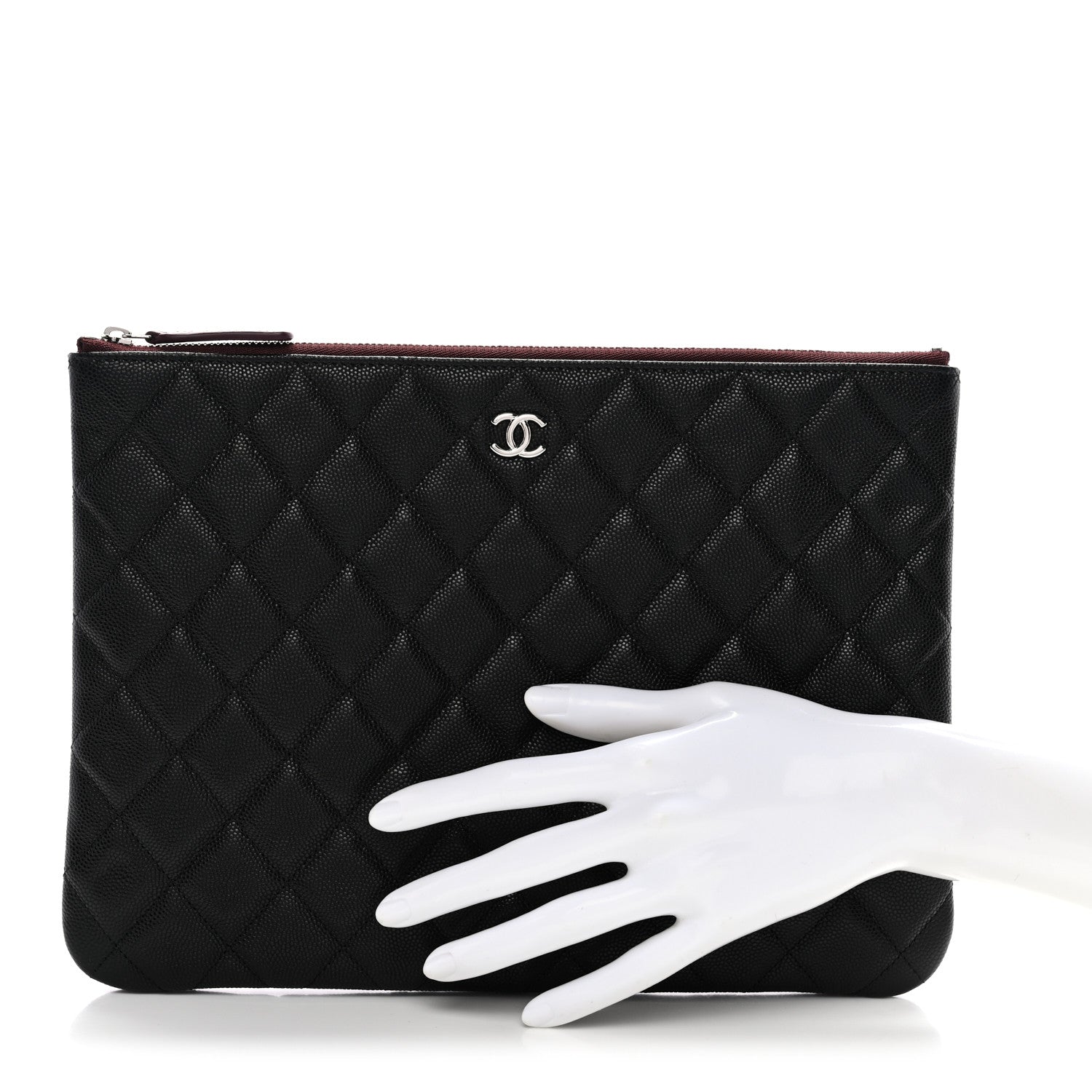Caviar Quilted Medium Cosmetic Case Black