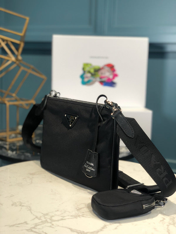 Prada Bags - 7389