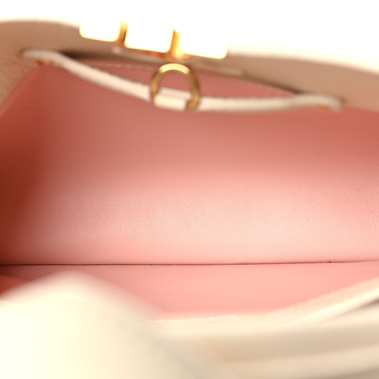 Louis Vuitton Taurillon Gelato Capucines BB Tonal Vanilla Beige