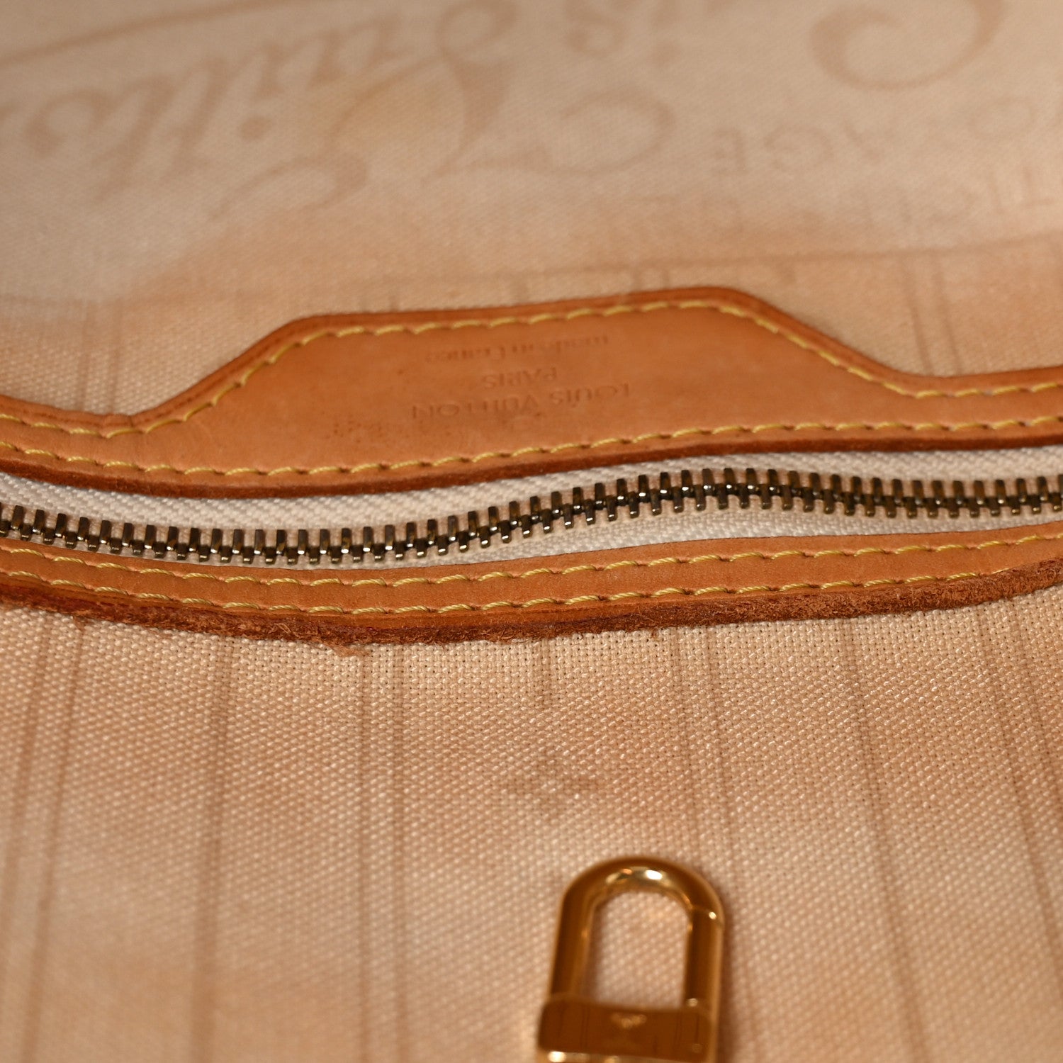 Louis Vuitton Damier Azur Neverfull PM