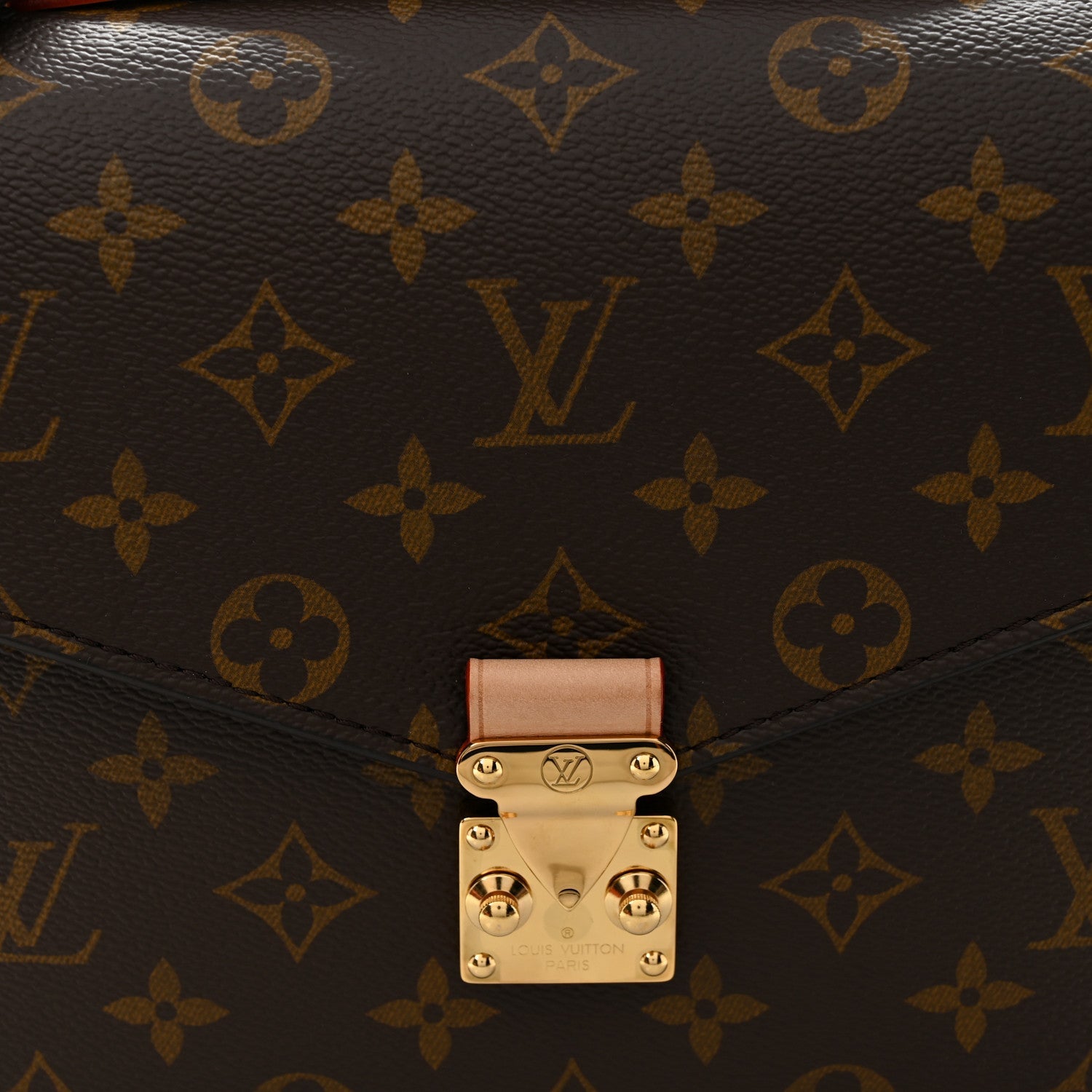 Louis Vuitton Monogram Pochette Metis