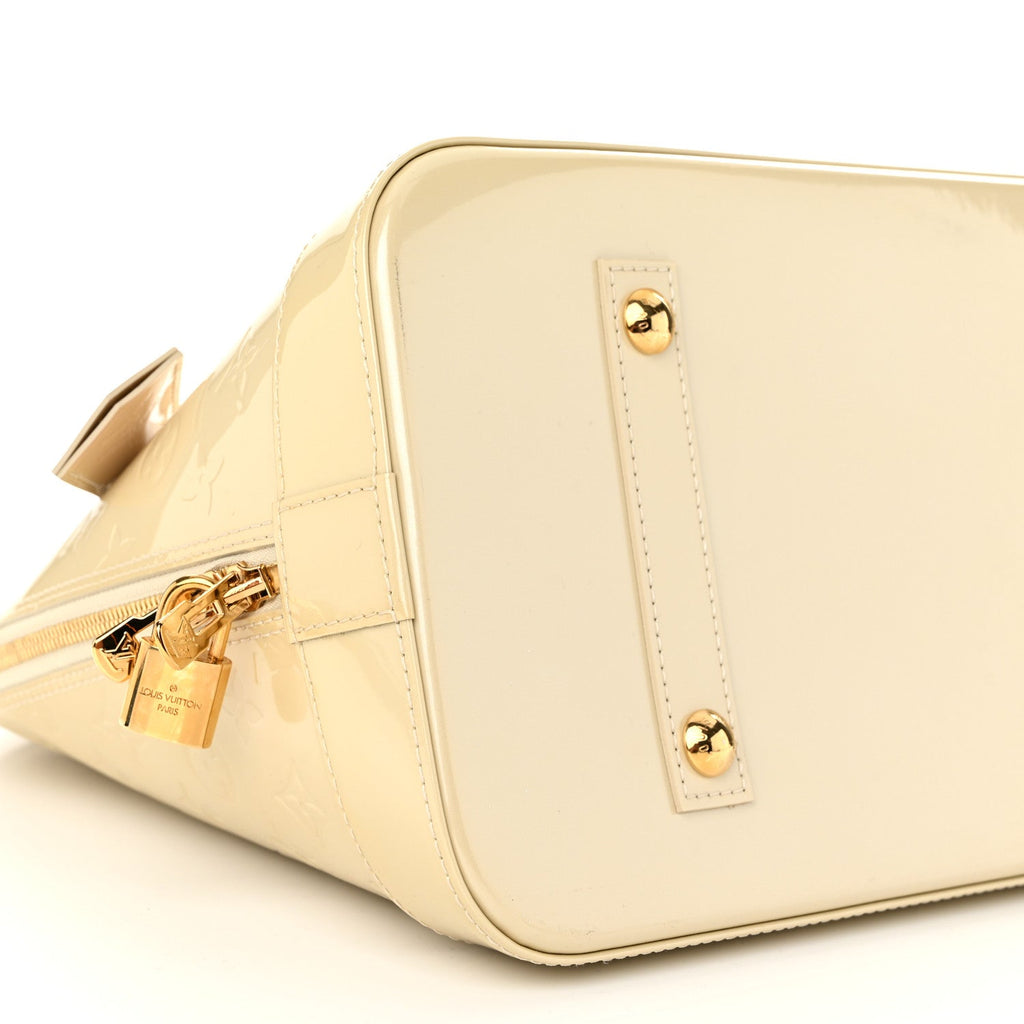 Louis Vuitton Vernis Alma GM Blanc Corail