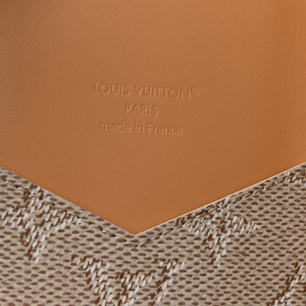 Louis Vuitton Monogram Heritage Passport Cover Lin