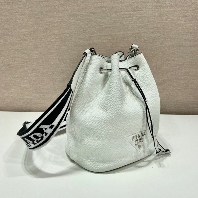 Prada Bags - 4905