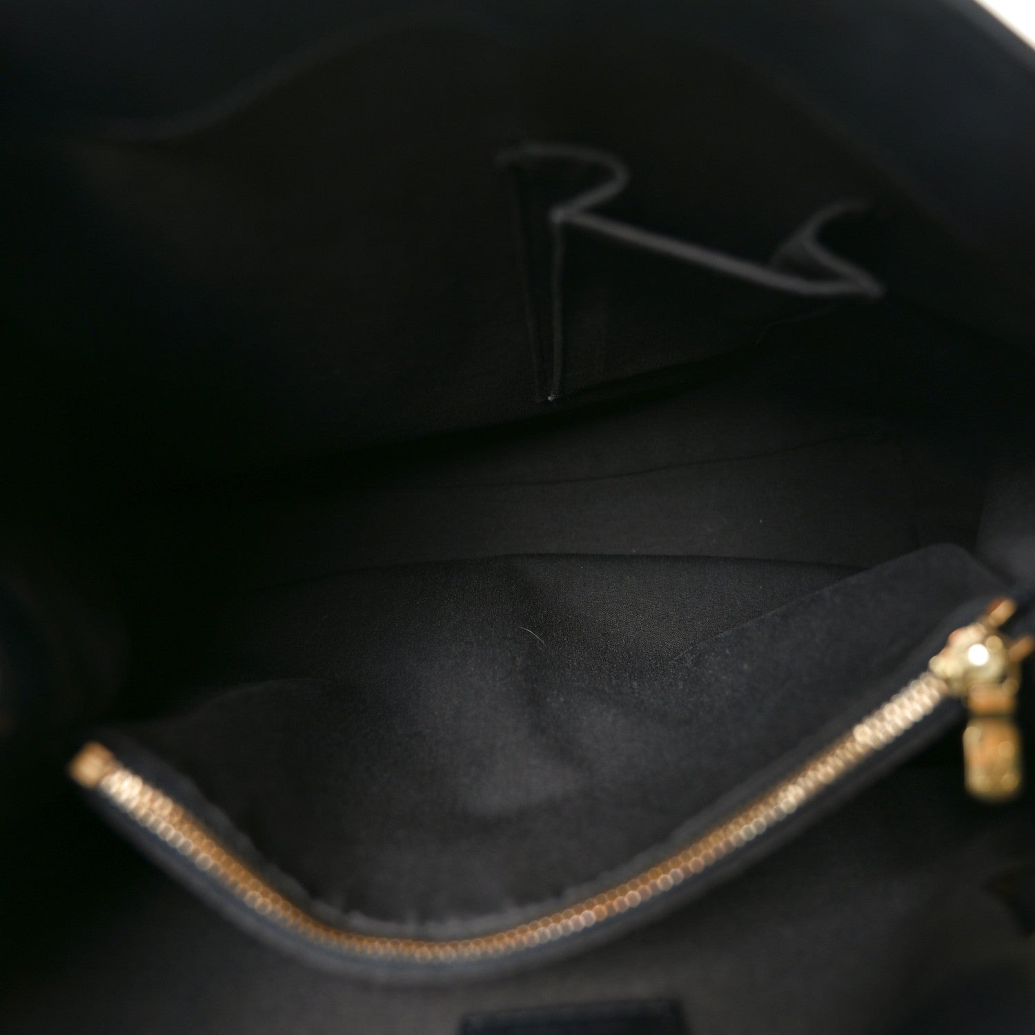 Louis Vuitton Epi Mandara MM Black