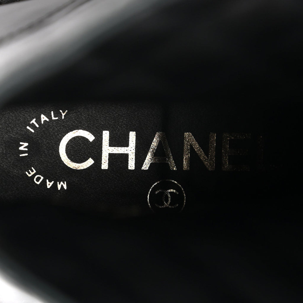 Chanel Shiny Goatskin Calfskin Quilted Lace Up Combat Boots 38.5 Black