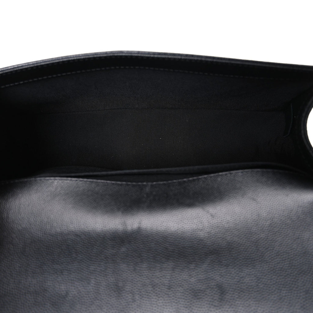 Chanel Caviar Quilted Medium Boy Flap Black