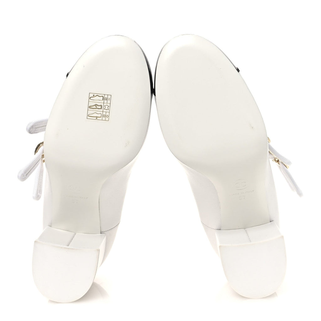 Lambskin Metal Mary Jane Pumps 37 White Black