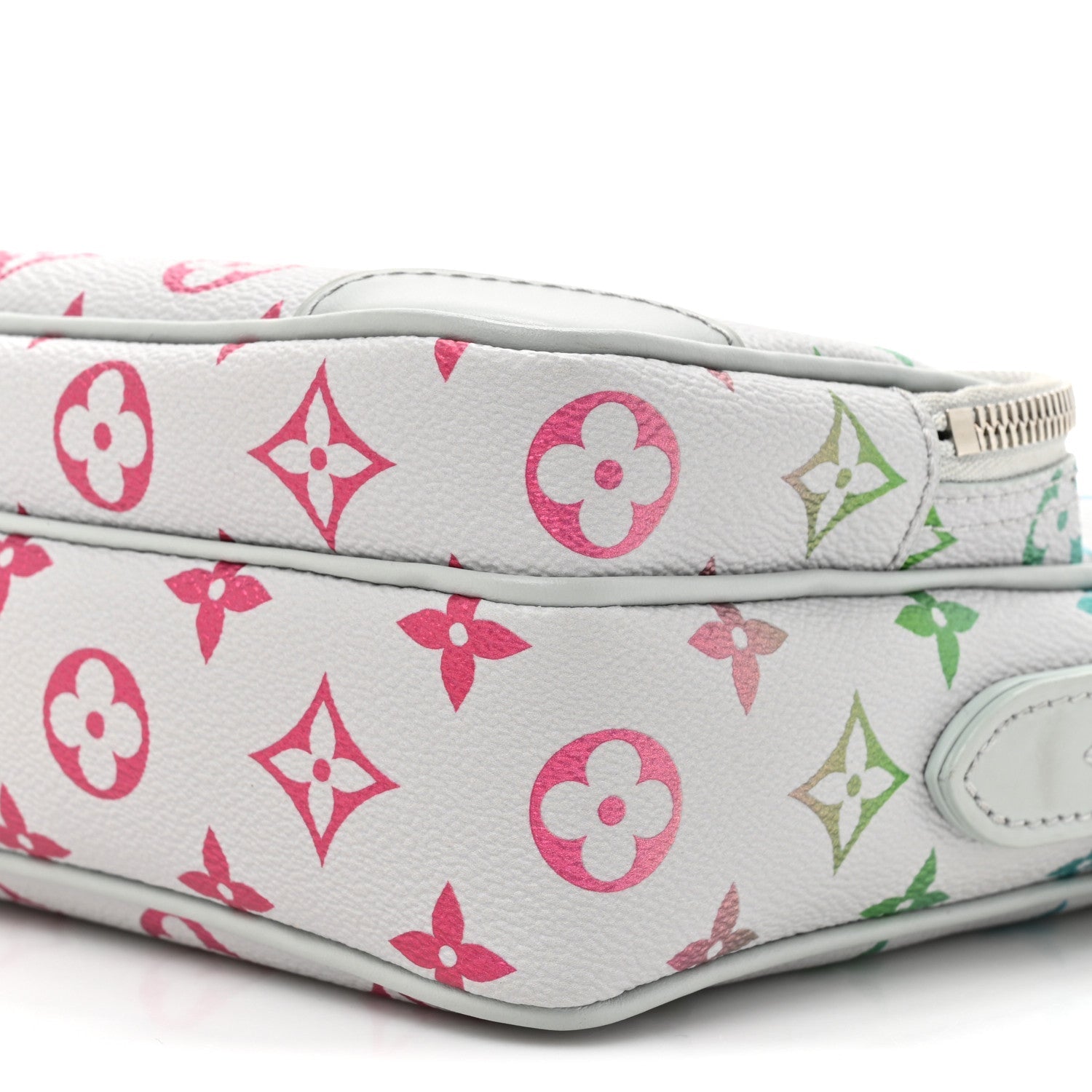 Louis Vuitton Monogram Iridescent Nil Gradient Grey