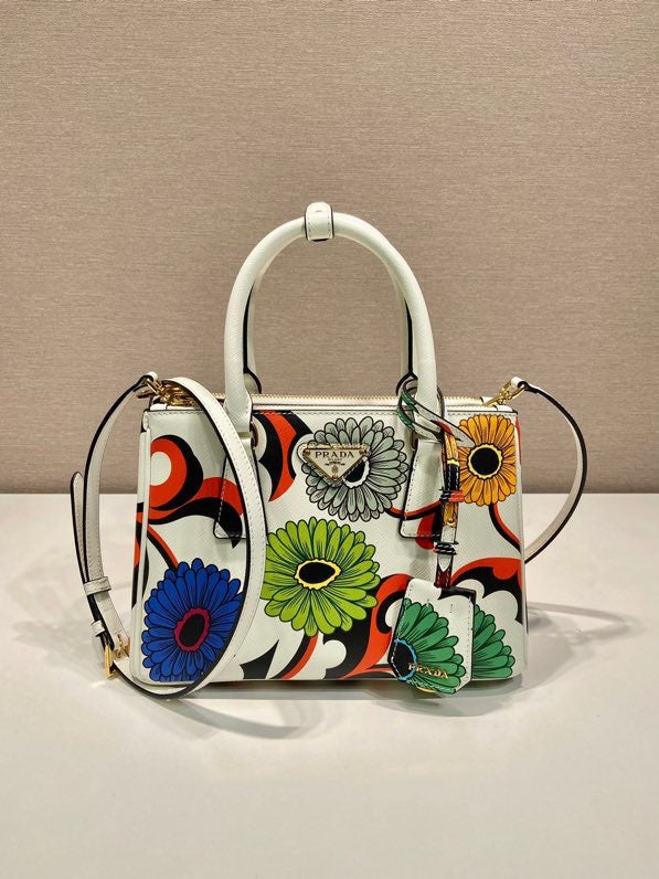Prada Bags - 2925