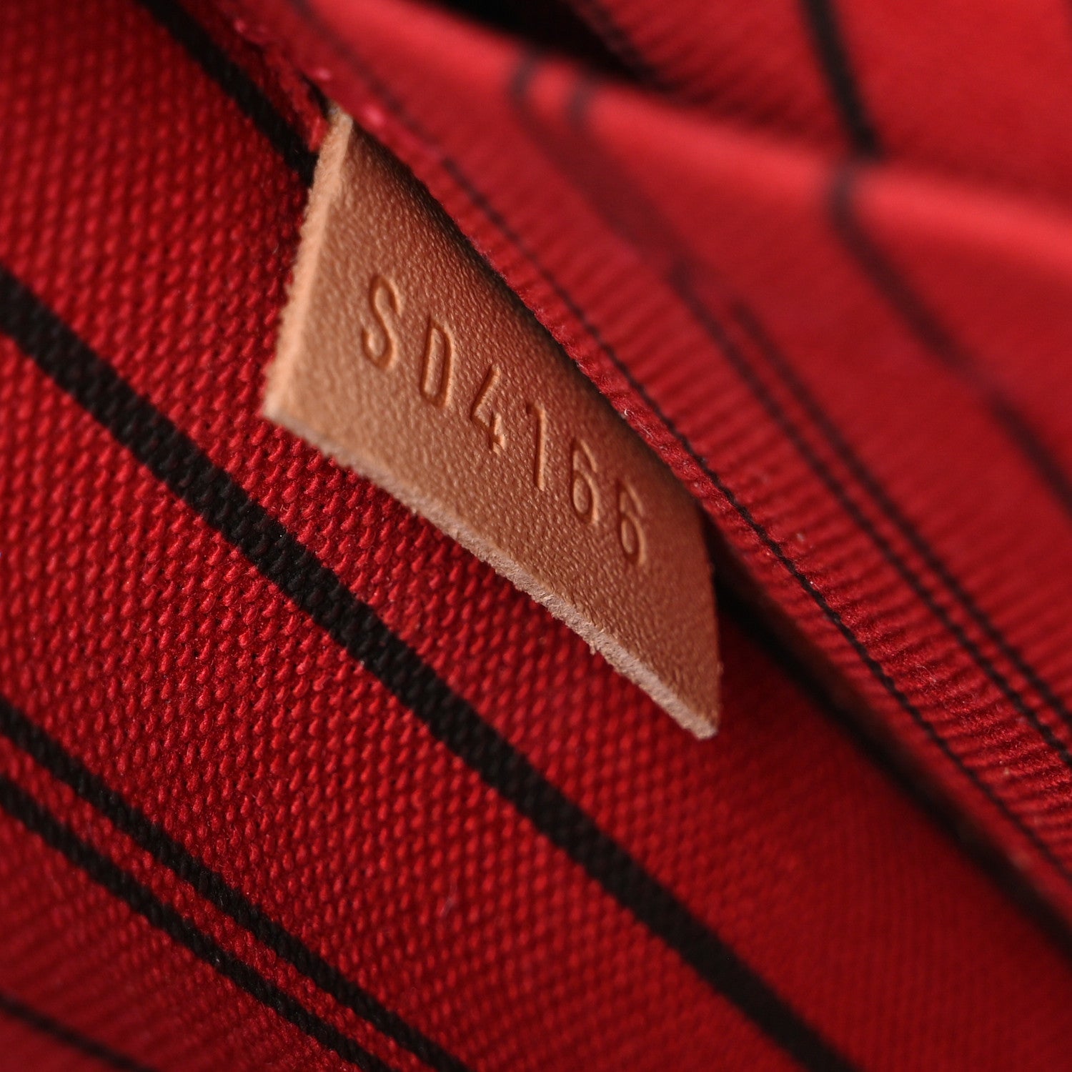 Louis Vuitton Monogram Neverfull MM GM Pochette Cherry