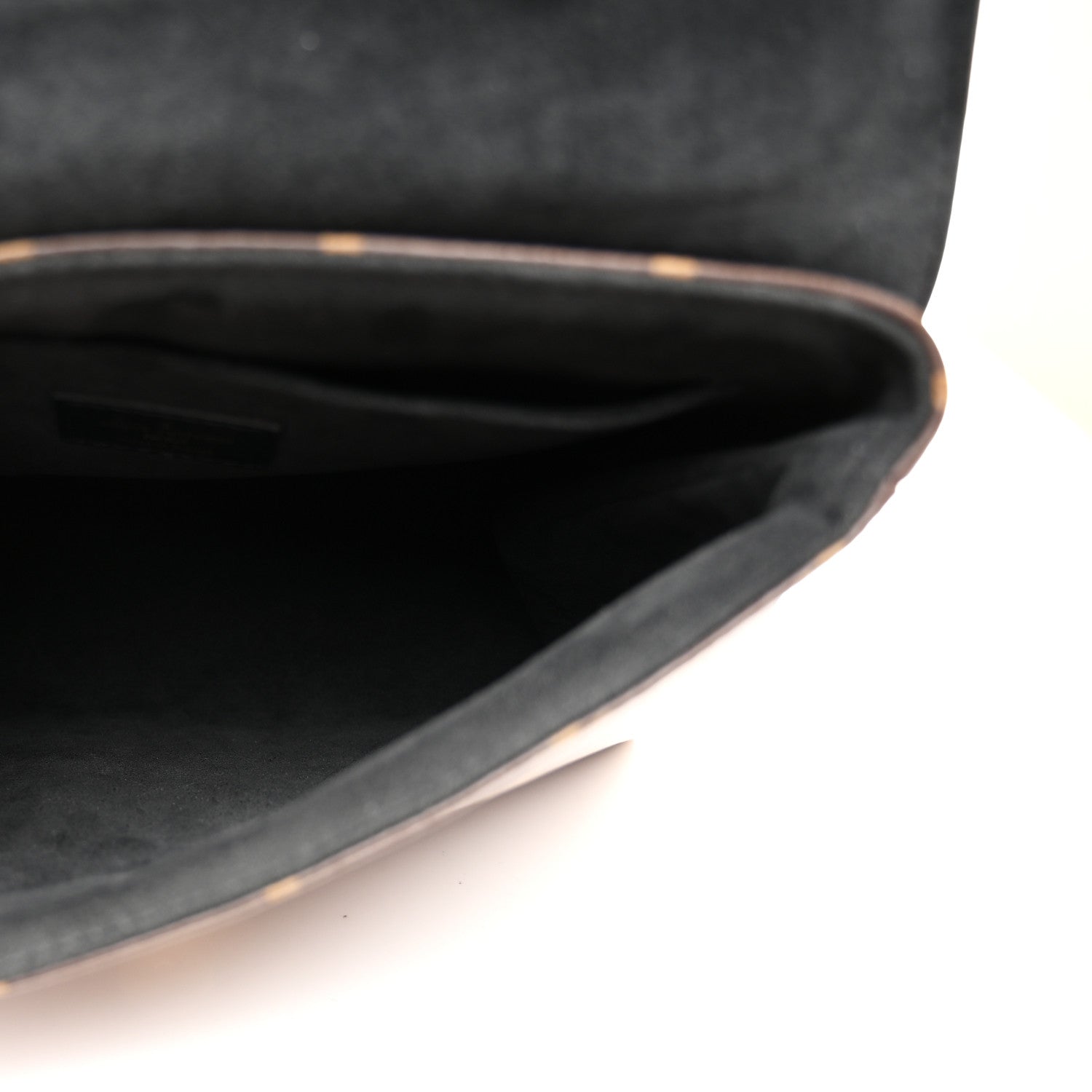 Louis Vuitton Monogram Locky BB Black