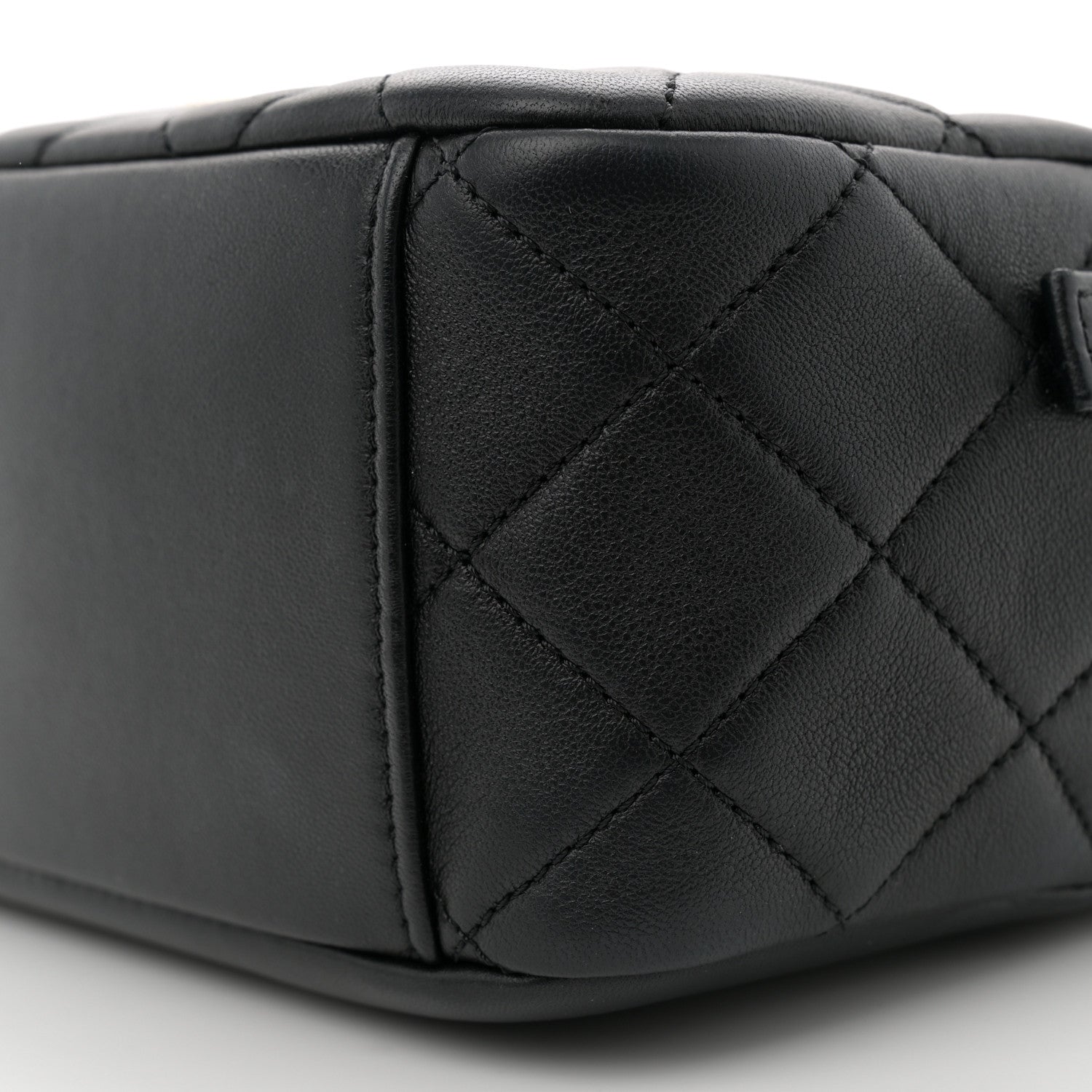 Chanel Lambskin Quilted Studded Quilted Vanity Case With Chain Black