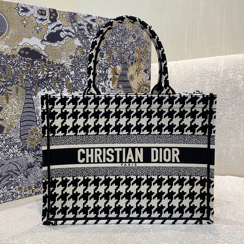 Dior Bags - 4236