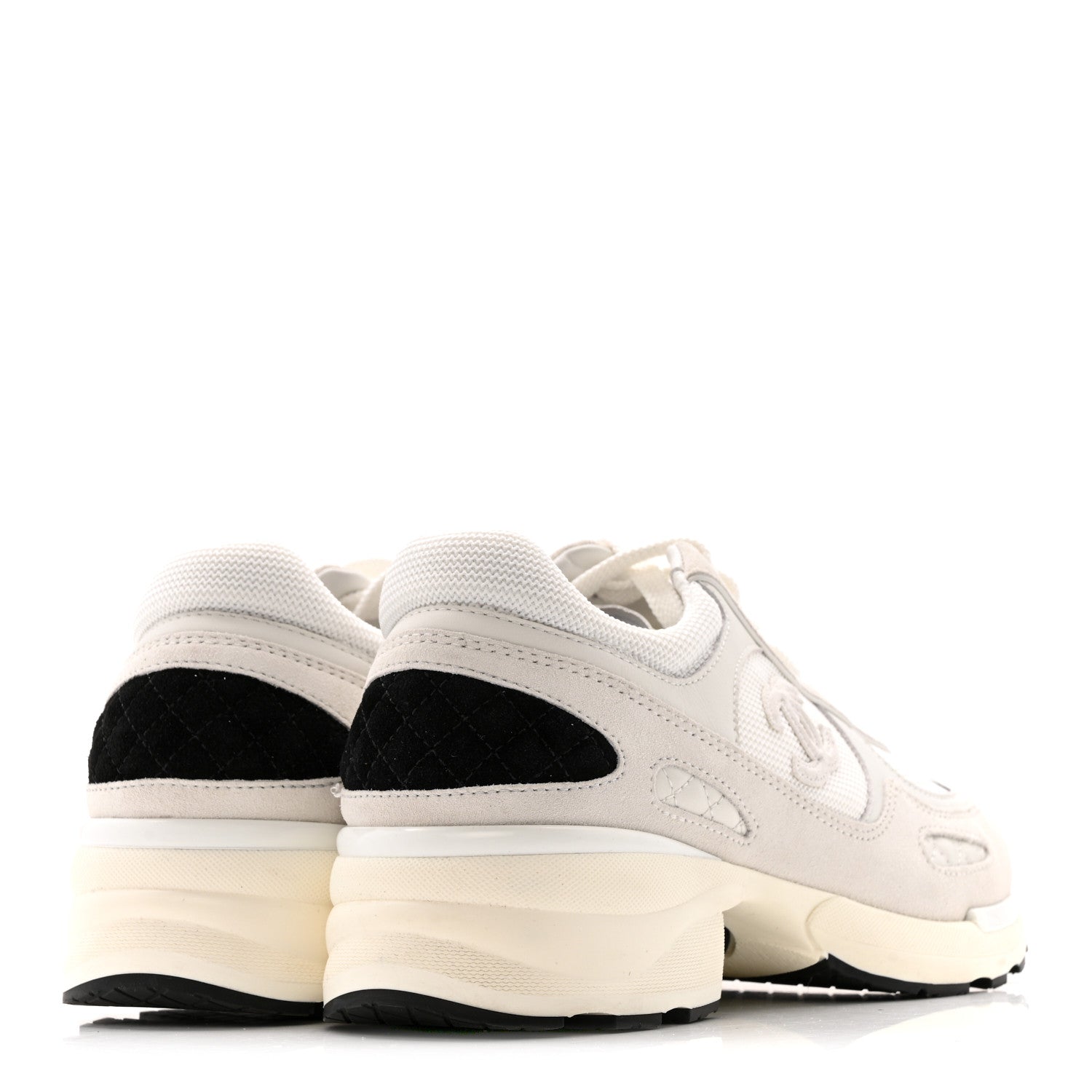 Mixed Fibers Suede Shiny Calfskin Womens CC Sneakers 39 White