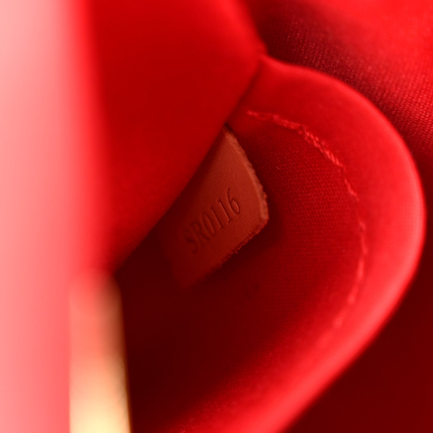 Louis Vuitton Vernis Pasadena Cherry