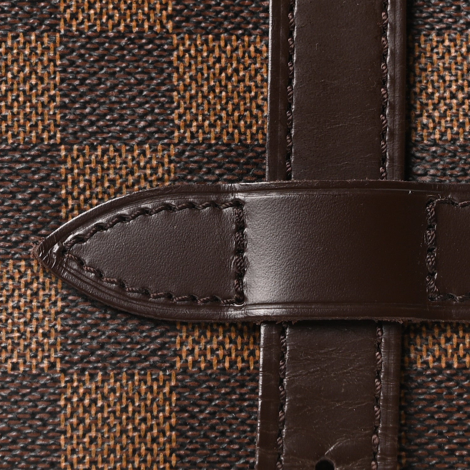 Louis Vuitton Damier Ebene Saumur 30