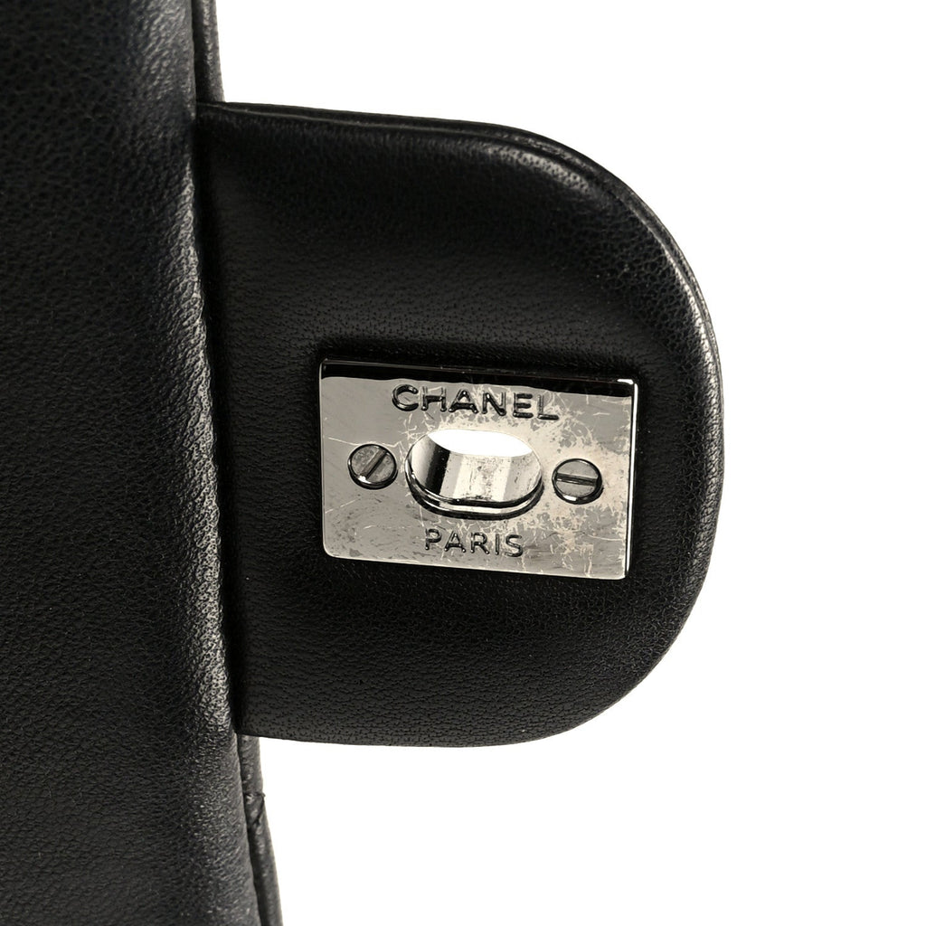 Chanel Lambskin Quilted Clutch With Chain Flap Black