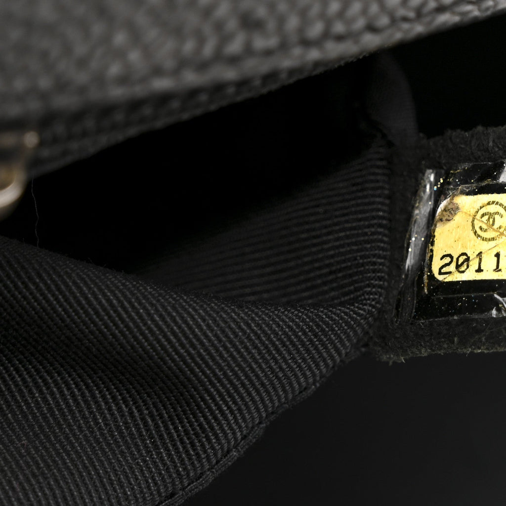 Chanel Caviar Quilted New Medium Boy Flap Black