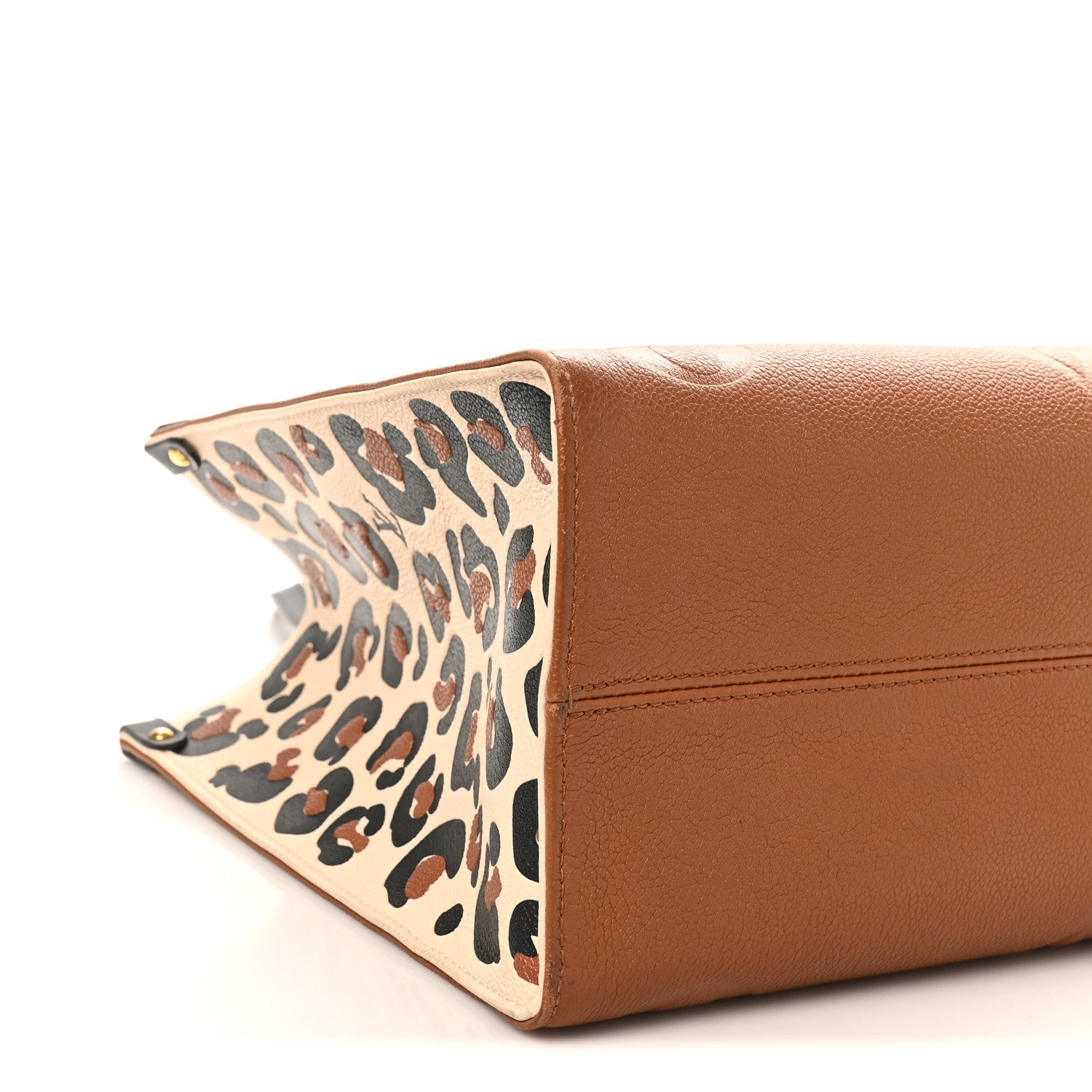 Louis Vuitton Empreinte Monogram Giant Wild At Heart Onthego MM Caramel