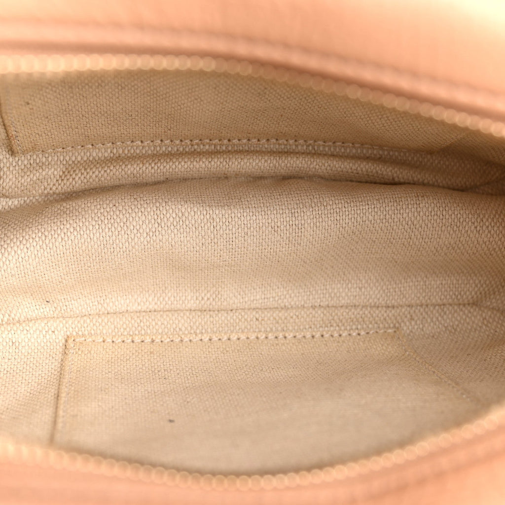 Gucci Pebbled Calfskin Small Soho Disco Bag Camelia