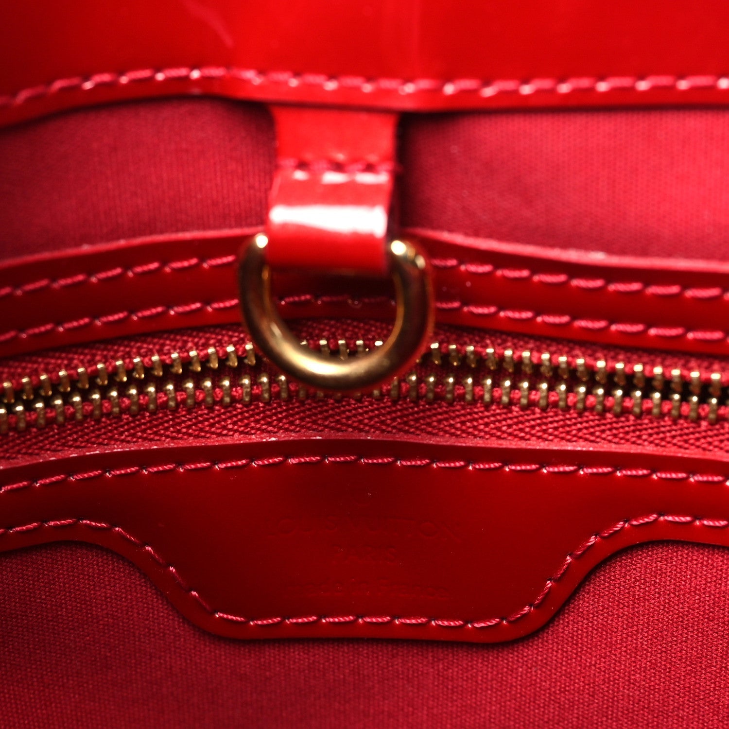 Louis Vuitton Vernis Wilshire PM Pomme D'Amour