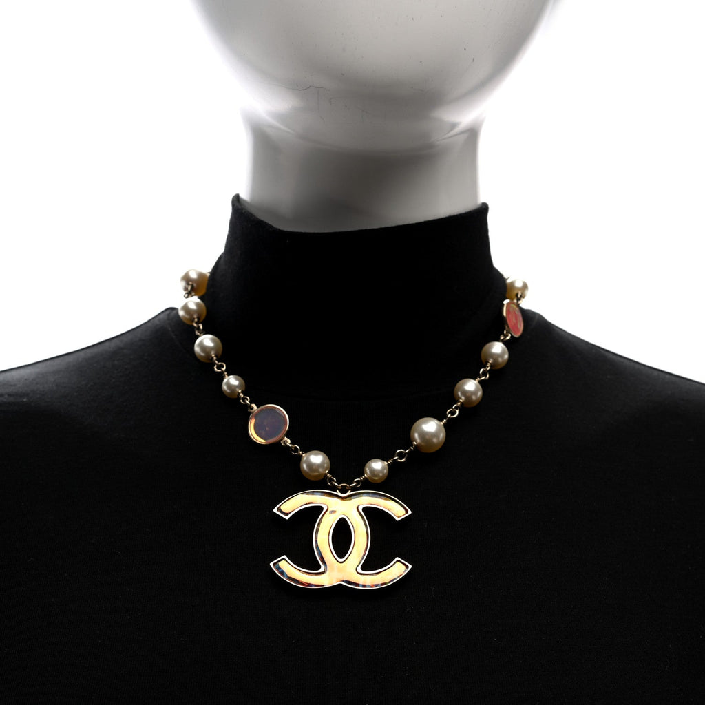 Iridescent Enamel Pearl CC Short Necklace Pink Gold
