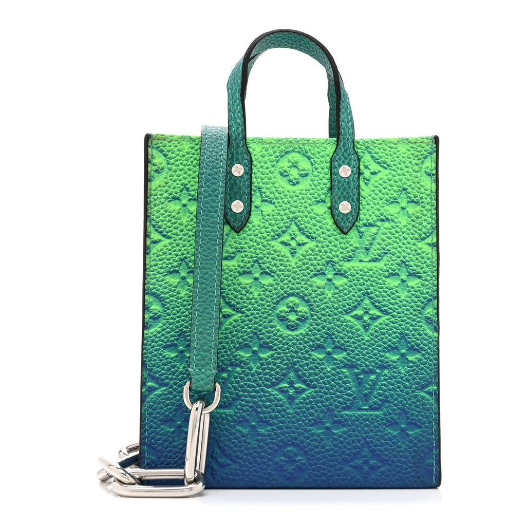 Louis Vuitton Taurillon Illusion Sac Plat XS Bleu Vert