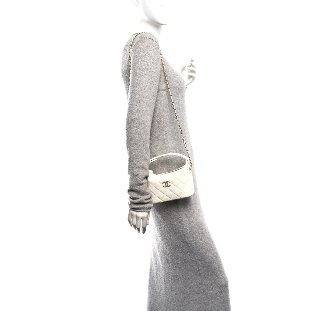 Chanel Caviar Quilted Hobo Clutch With Chain White