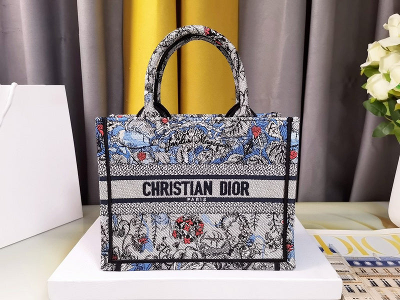 Dior Bags - 1912