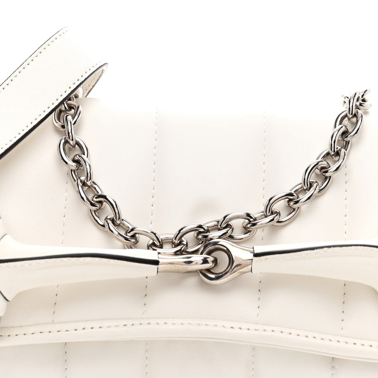 Gucci Nappa Vertical Matelasse Medium Maxi Horsebit Chain Shoulder Bag Mystic White