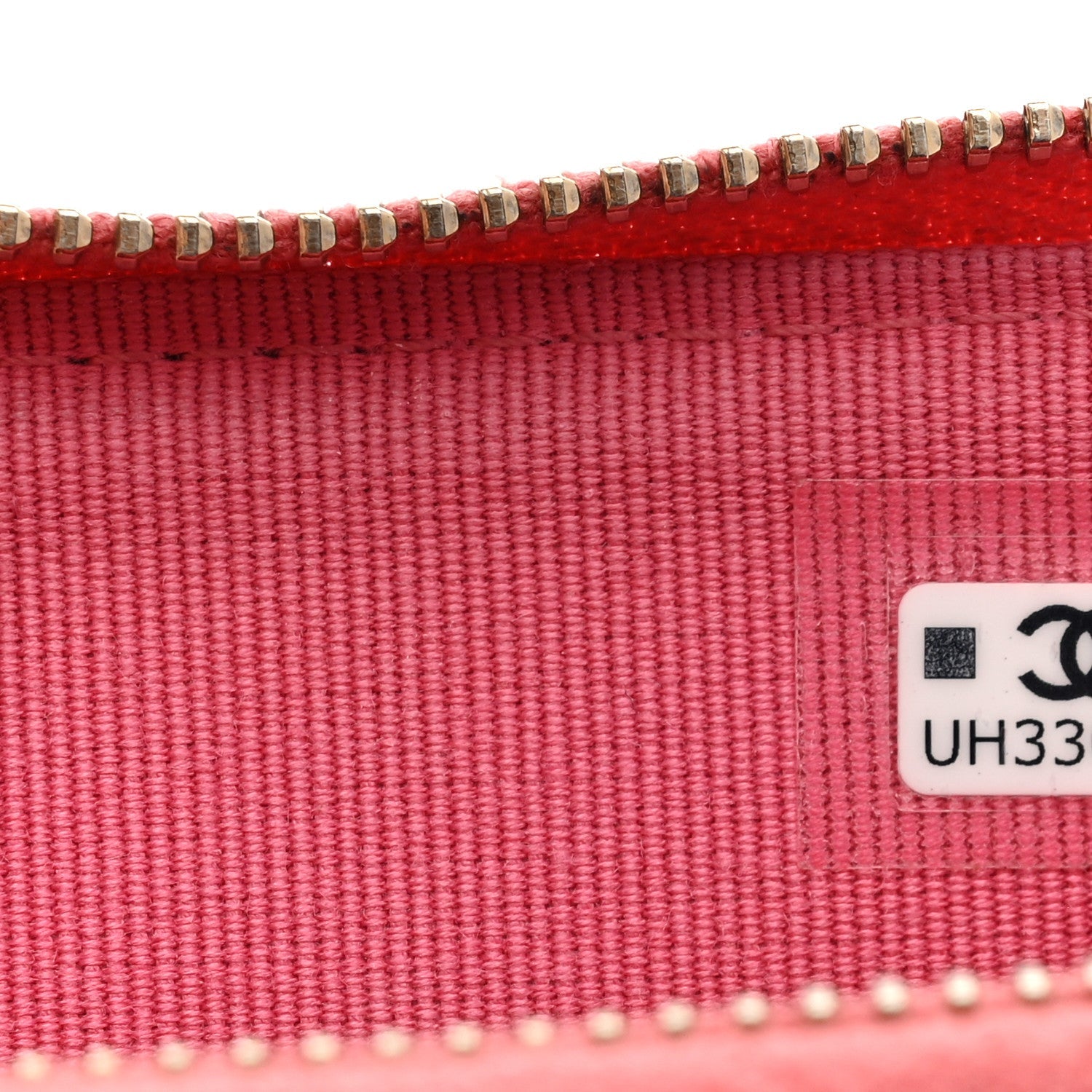 Caviar Quilted CC Zip Around Card Holder Pink