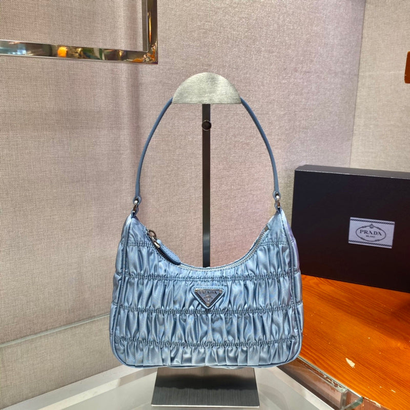 Prada Bags - 7116
