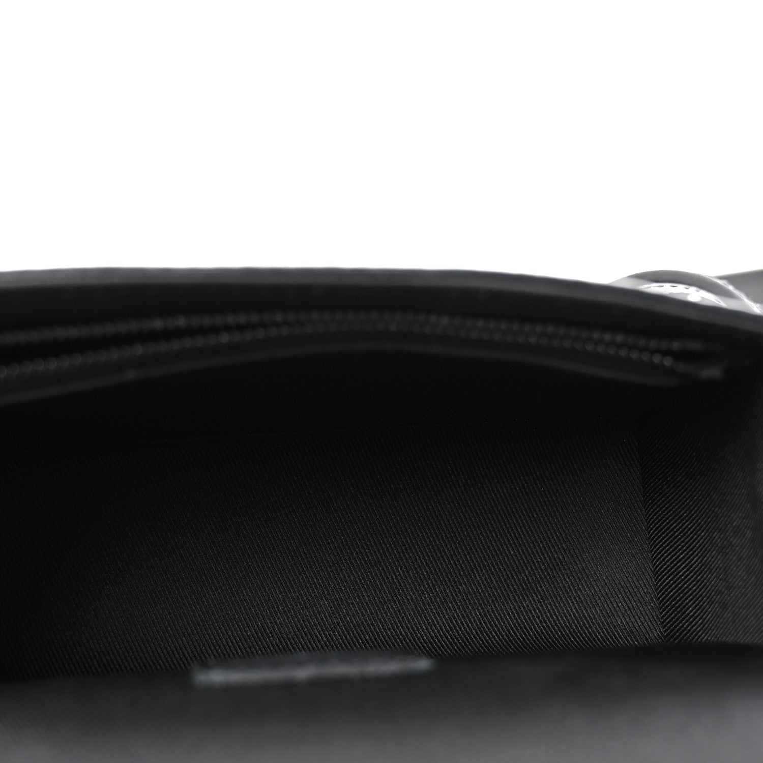 Louis Vuitton Damoflage Steamer Wearable Wallet Black
