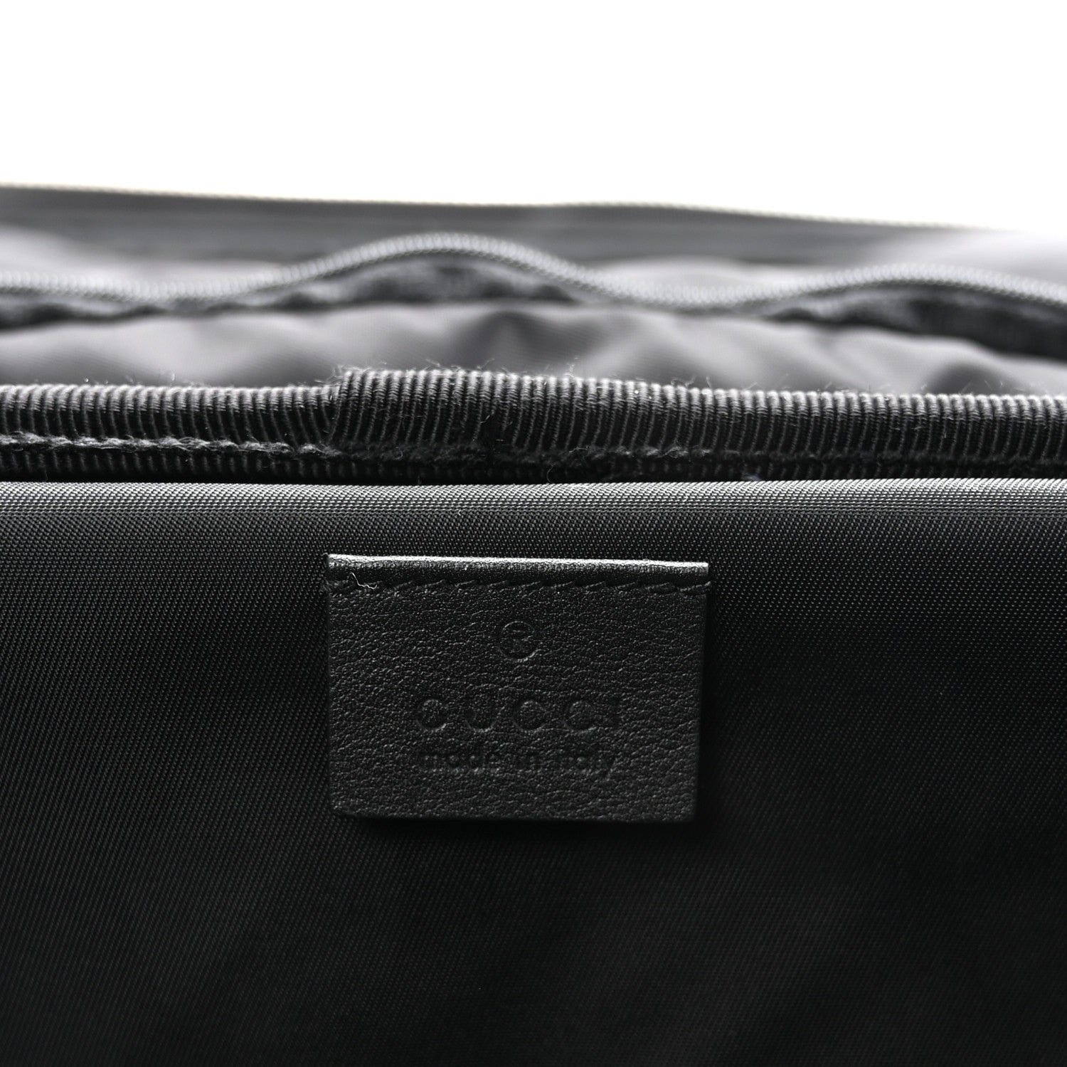 Gucci GG Supreme Monogram Gran Turismo Suitcase Black Grey