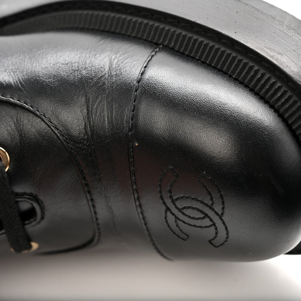 Calfskin Quilted Logo Lace Up Tall Combat Boots 37.5 Black