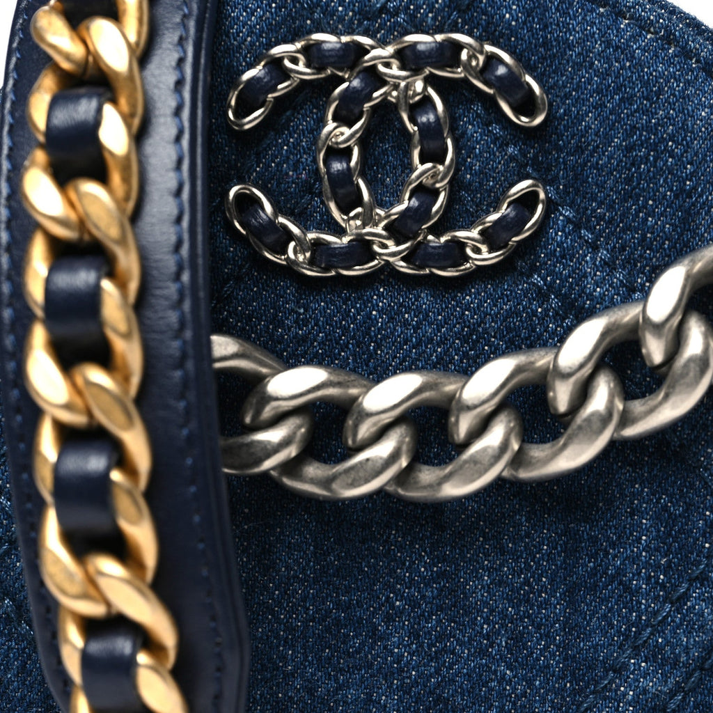 Chanel Denim Quilted Chanel 19 Round Clutch With Chain Blue